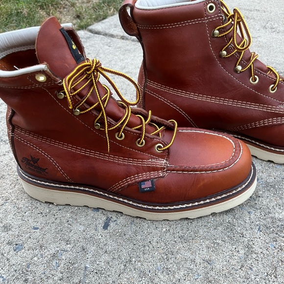 Thorogood American Heritage - 6” Tobacco Moc Toe Boots - Picture 4 of 9